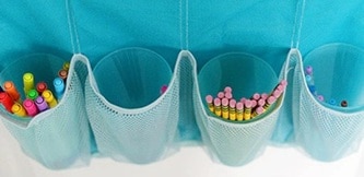 步驟6：將文具放在收納袋裡
