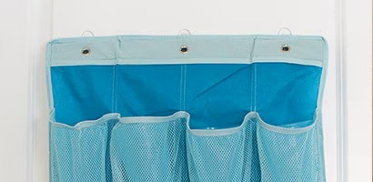 步驟4：掛起收納袋
